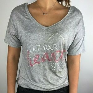 Last 1!5⭐Miss Me // XS(runs big)soft v neck tee